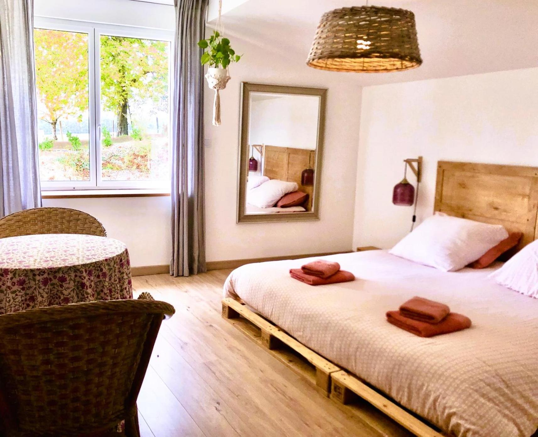Auberge Casa Sana Pillac Exteriör bild
